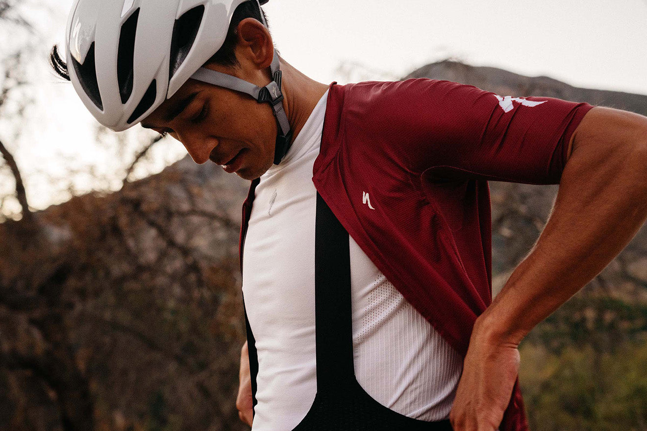 Apparell mens womens and youth childrens clothing for road and mountain bike