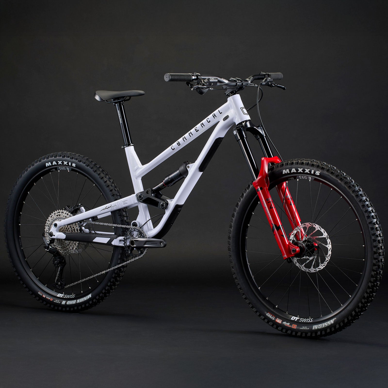 COMMENCAL CLASH MARZO PURE WHITE 2027