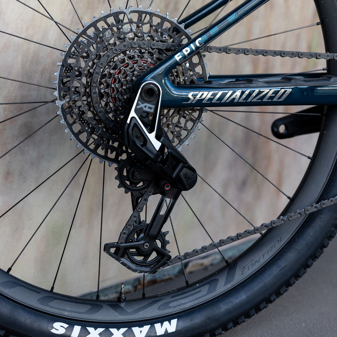 2024 Specialized Epic World Cup Pro Gloss Deep Lake Metallic/Chrome EX-DEMO L