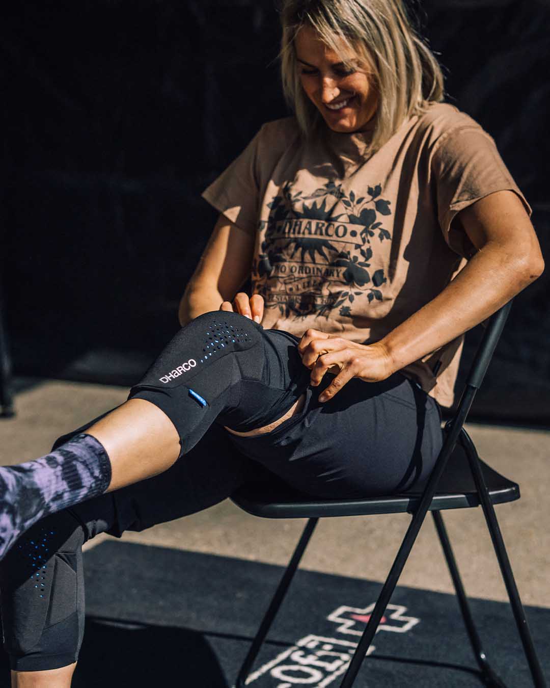 DHaRCO Gravity Knee Pads