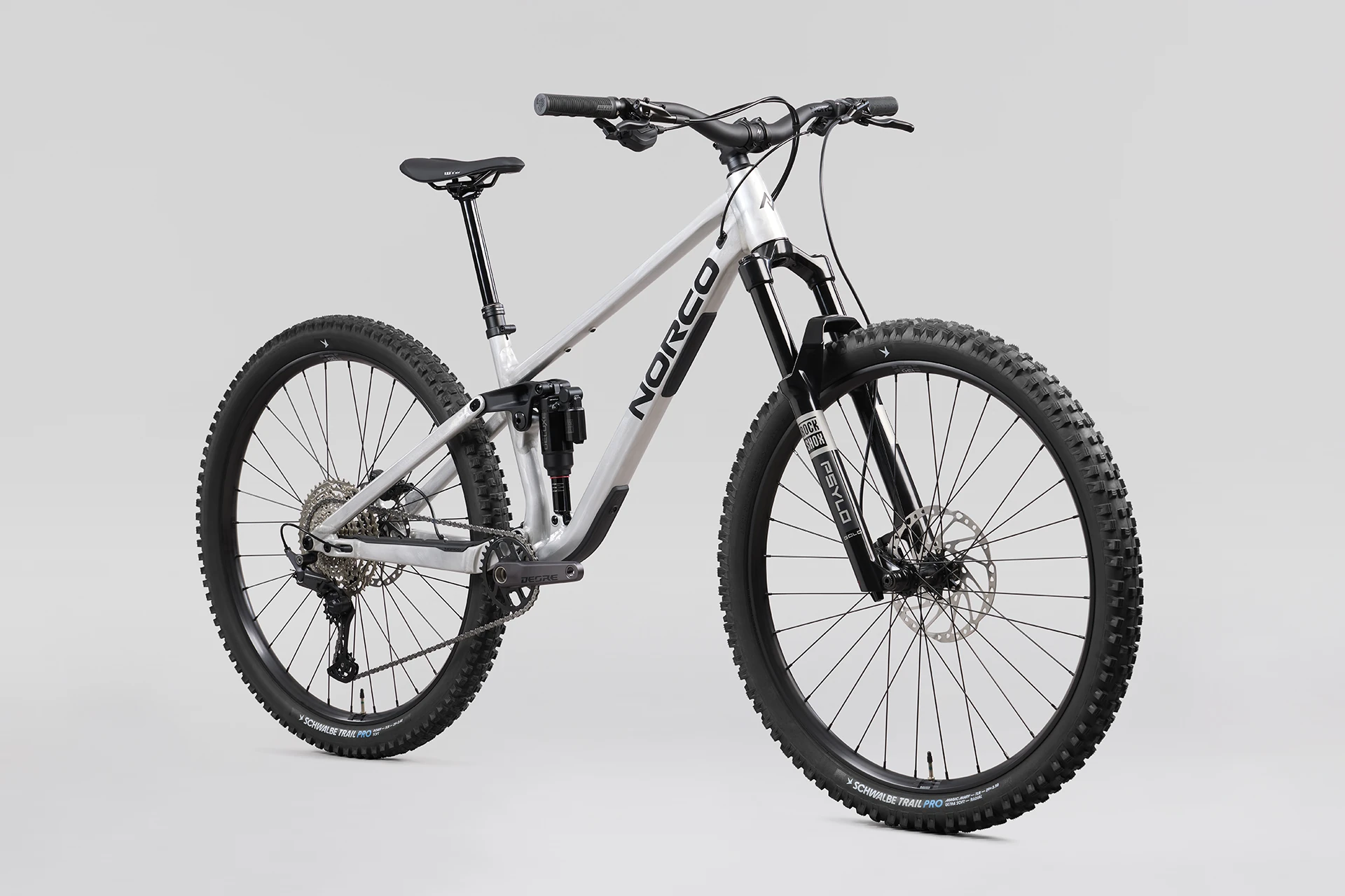 2027 Norco Fluid A2