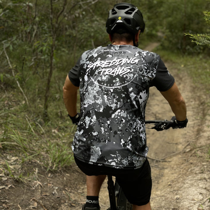 Shredding Trails AM Raptor Jersey